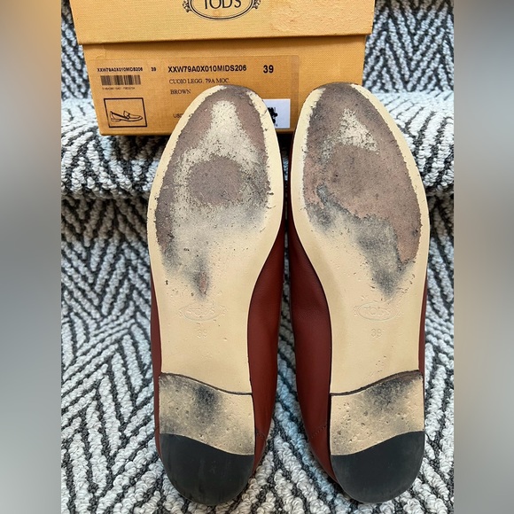 Tod's Brown Maple Brown Red Leather Double T Loafers Size 39 - Picture 6 of 7